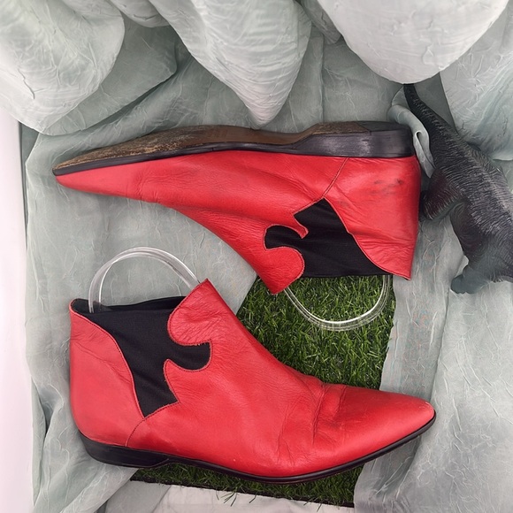 Vintage Shoes - Vintage Silvano for Nilo Red Leather Ankle Boots | Women’s 7B